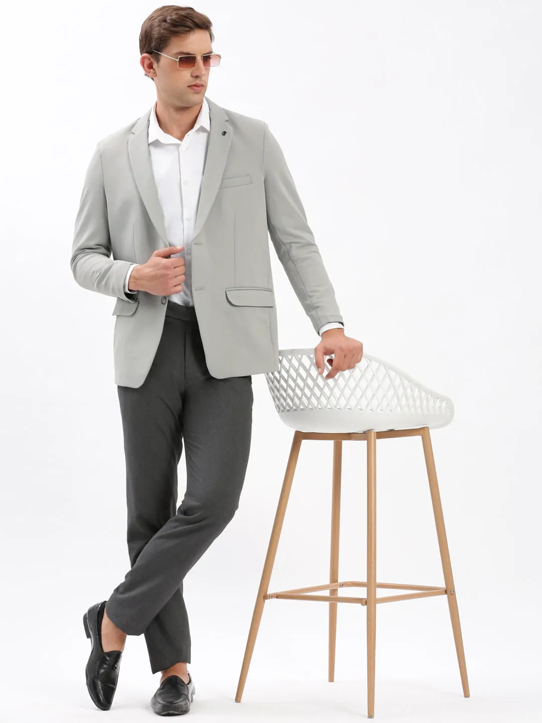 Men Grey Slim Fit Notched Lapel Single-Breasted Casual Blazer
