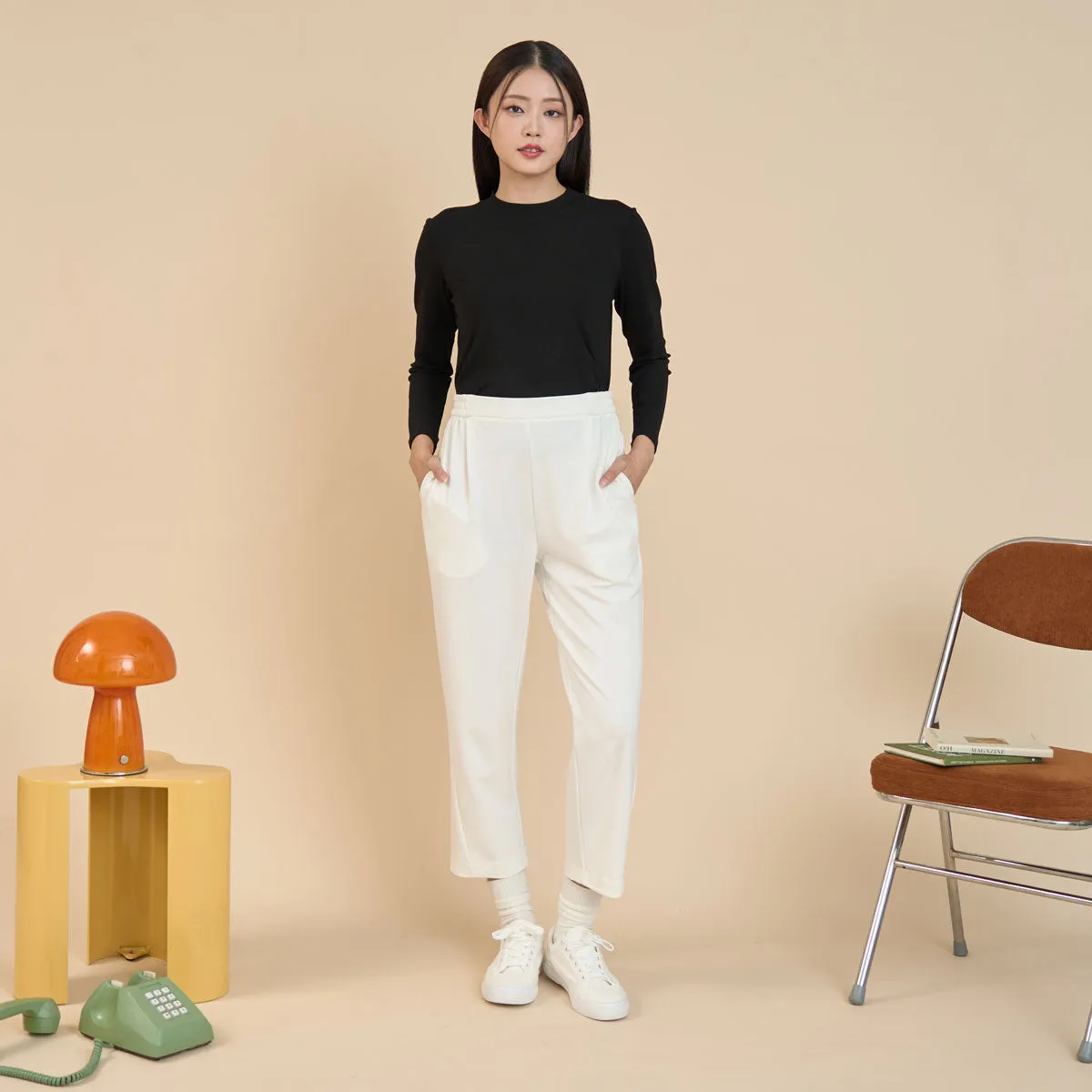 Stretchy Tapered Pants