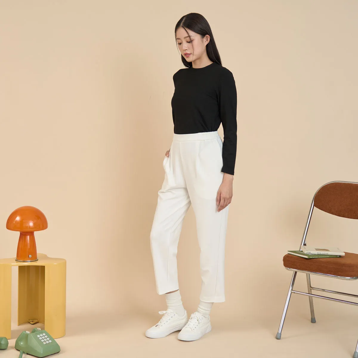 Stretchy Tapered Pants